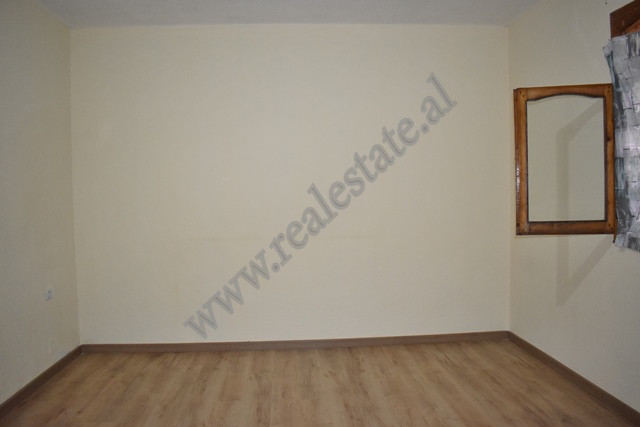 Apartament 1+1 me qira ne zonen e Alliasit ne Tirane